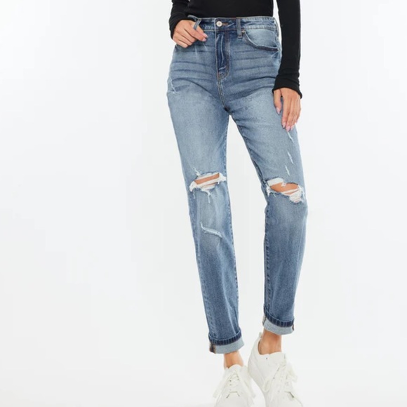 NWT Kancan Jinny Distressed Mom Jeans Size 26 or 5 - Picture 2 of 8